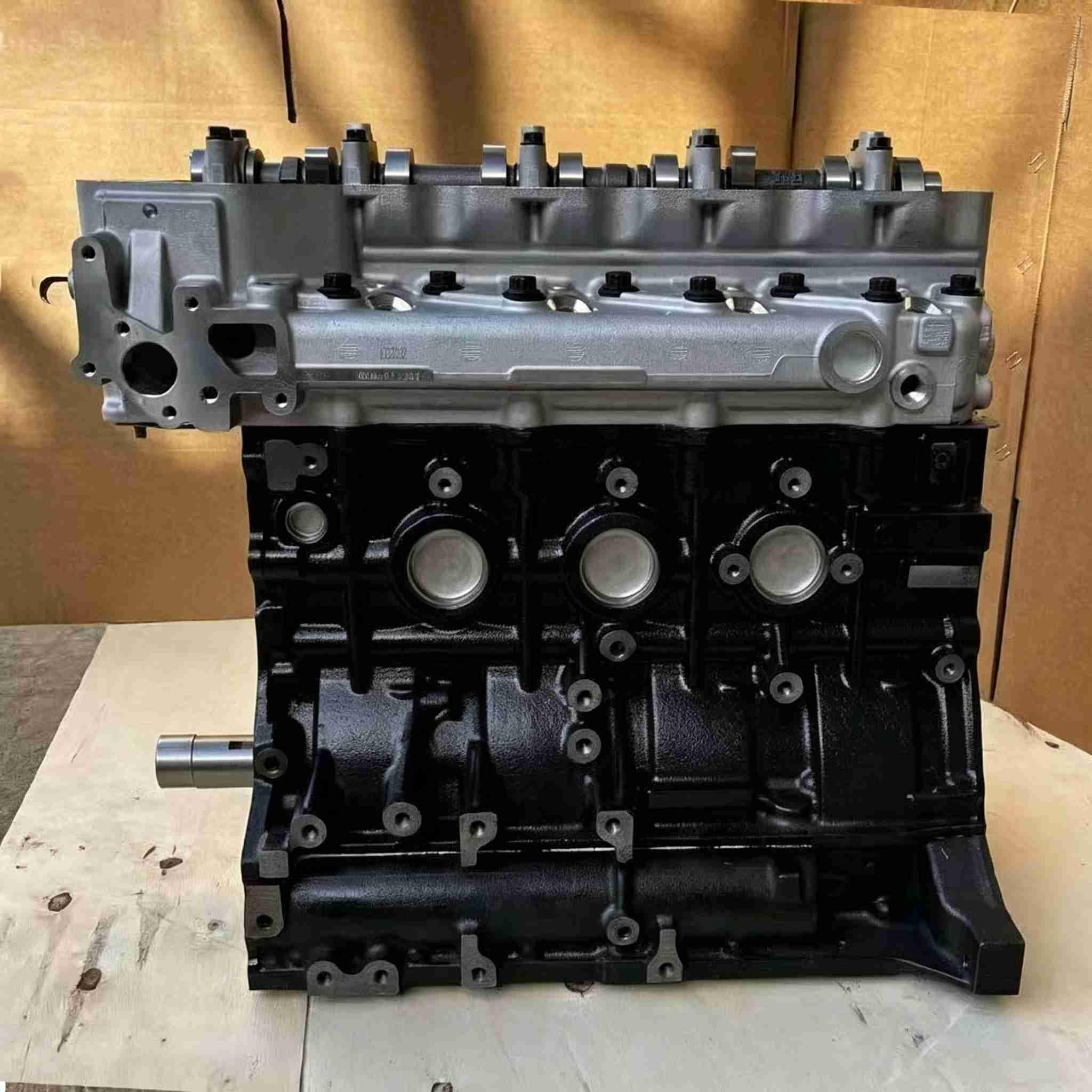 Compatible with Mitsubishi Pajero V76, Montero L200, and Caterpillar excavator 4M40 2.8T diesel engines.